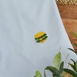 Camiseta Blanca Burger Bordada