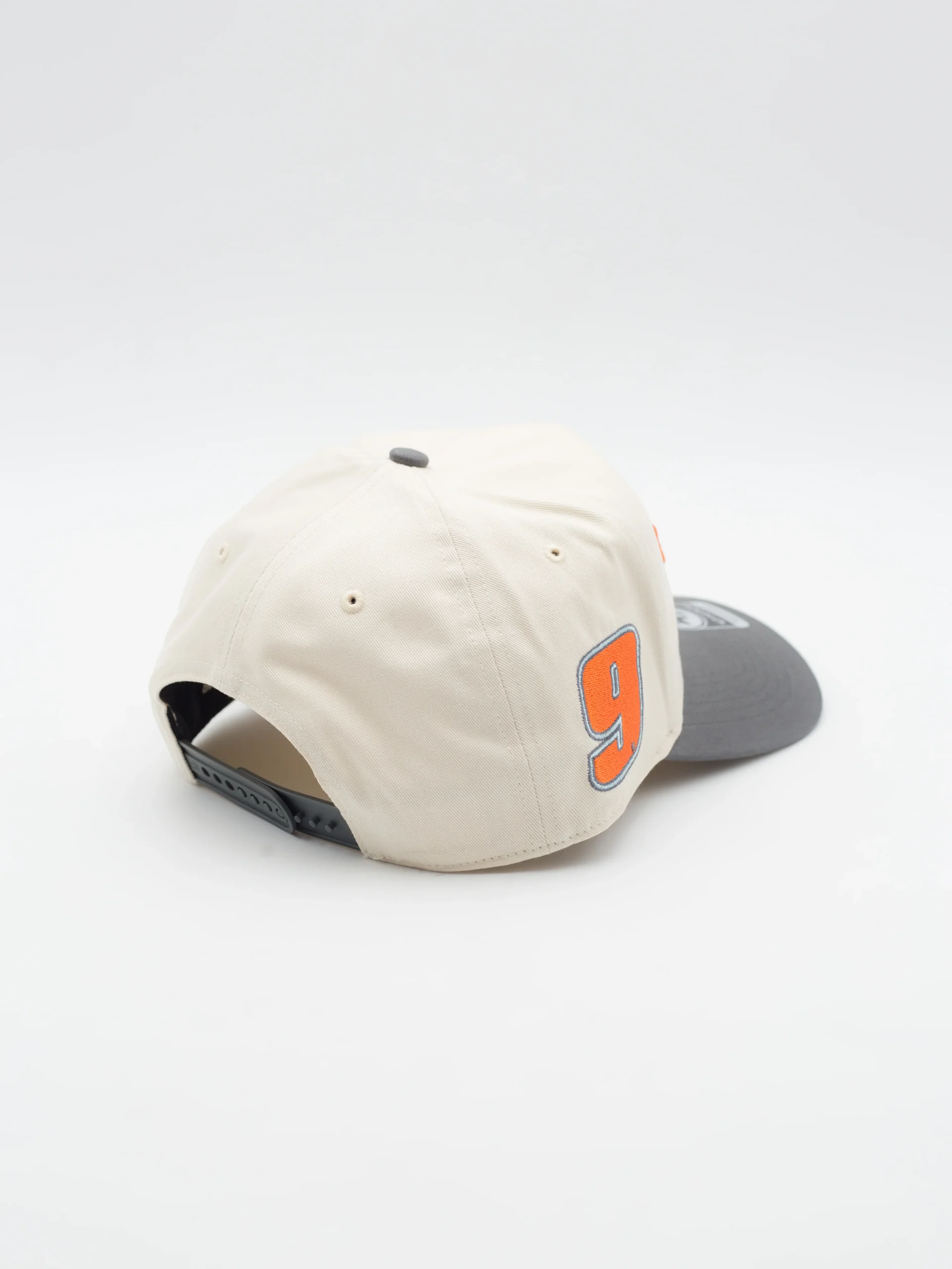HITCH Nascar Hooters Natural/Grey - Imagen 4